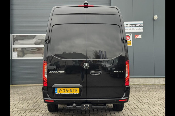 Mercedes-Benz Sprinter 319 3.0 CDI V6 L2H2 Automaat | Navi | Cruise | LED | Airco | Lichtmetaal | Trekhaak 3500KG | PDC | Camera