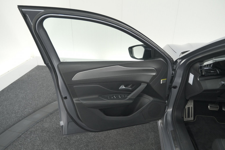Peugeot 308 SW PureTech 130 EAT8 GT | Trekhaak | Camera | Adaptieve Cruise Control