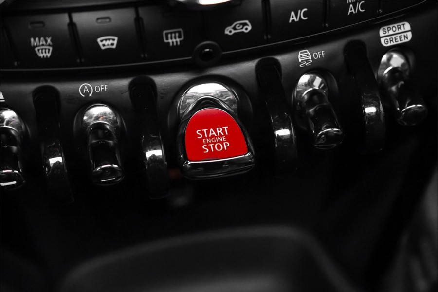 MINI Mini 2.0 Cooper S JCW Pack Pano CarPlay Camera 18"