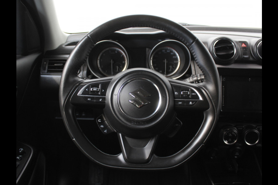 Suzuki Swift 1.2 Style Smart Hybrid CLIMATE | CARPLAY | LMV16 | ADAPCRUISE | LED | DAB | PDCA | STOELVERW | CAMERA