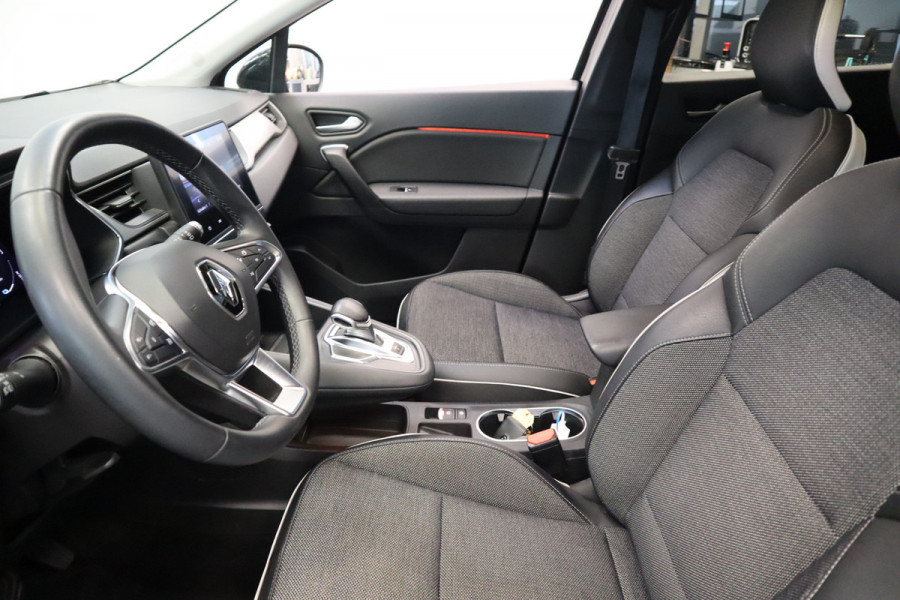 Renault Captur 1.6 E-Tech Plug-in Hybrid 160 Intens Cruise/Climate PDC 24 maanden garantie mogelijk (*vraag naar de voorwaarden)