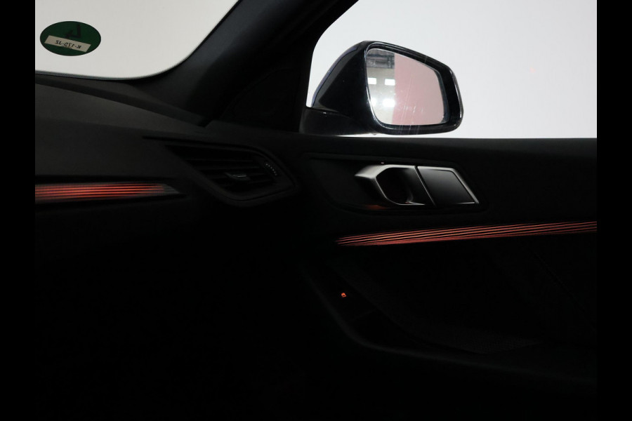 BMW 1-serie 116i AUT. STOEL/STUURWIELVERW. | SFEERVERLICHTING | VIRTUAL COCKPIT | CAMERA | SPORTSTOELEN