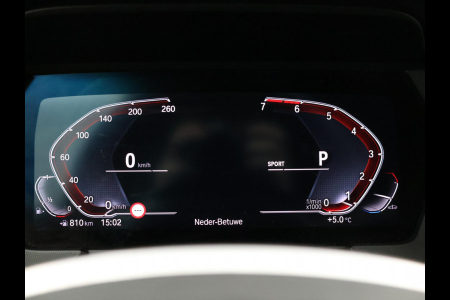 BMW 1-serie 116i AUT. STOEL/STUURWIELVERW. | SFEERVERLICHTING | VIRTUAL COCKPIT | CAMERA | SPORTSTOELEN