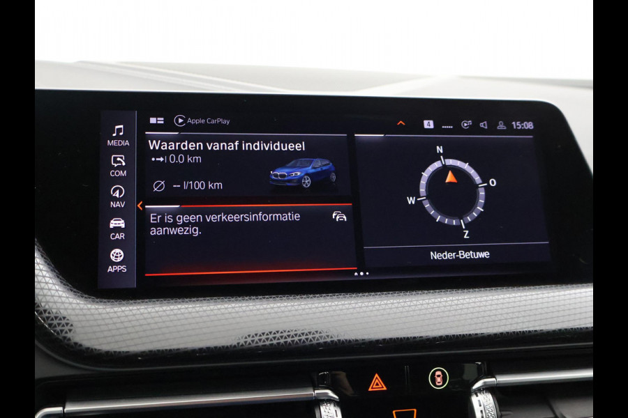 BMW 1-serie 116i AUT. STOEL/STUURWIELVERW. | SFEERVERLICHTING | VIRTUAL COCKPIT | CAMERA | SPORTSTOELEN