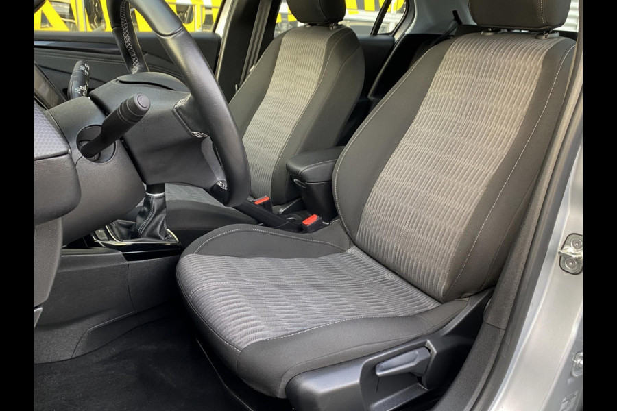 Opel Corsa 1.2 Elegance - 7.222 KM - Navigatie / Apple CarPlay I Airco I Sport velgen I PDC I Veiligheid pakket I Dealer onderhoud