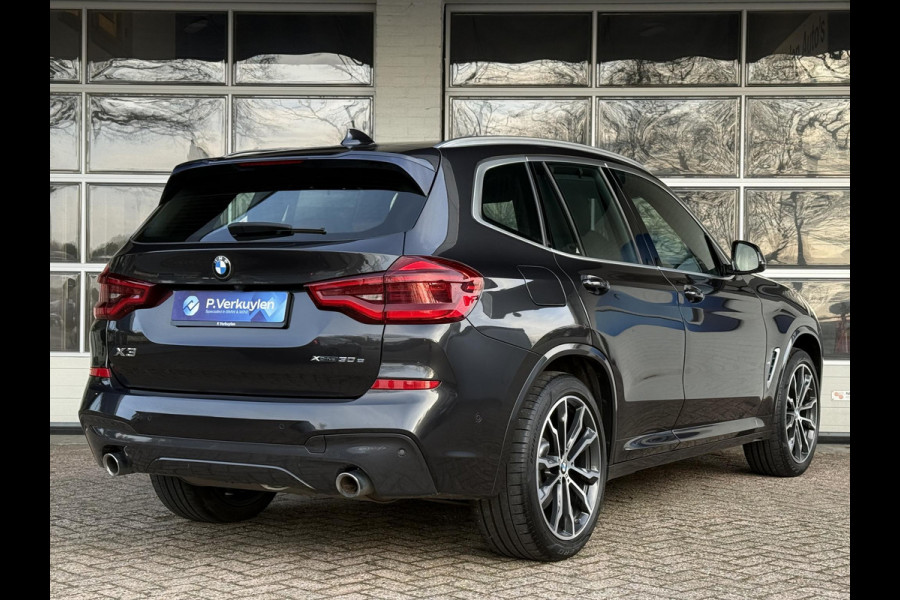 BMW X3 xDrive30e M SPORT | LEDER | PANORAMA | SAFETY PAKKET | HEAD UP | TREKHAAK |