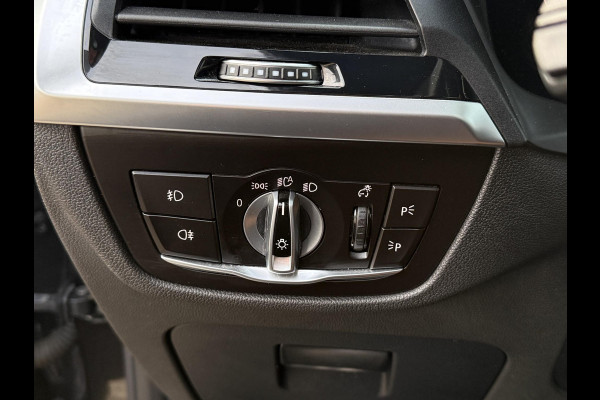 BMW X3 xDrive30e M SPORT | LEDER | PANORAMA | SAFETY PAKKET | HEAD UP | TREKHAAK |