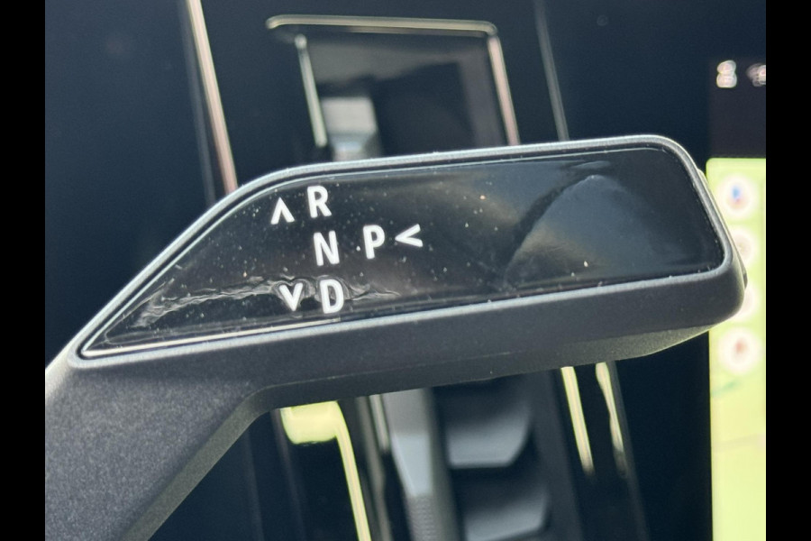 Renault Austral 1.2 mild hybrid Automaat Climate control Cruise control Navi Apple Android DAB Achteruitrijcamera