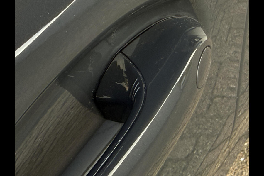 BMW 3-serie 320e M SPORT | 19 INCH VELGEN | PANORAMA | M SPORT REMMEN | TREKHAAK | ELEKTR. STOELEN MEMORY |