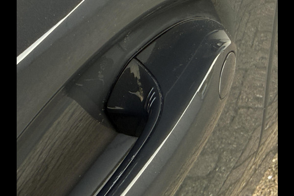 BMW 3-serie 320e M SPORT | 19 INCH VELGEN | PANORAMA | M SPORT REMMEN | TREKHAAK | ELEKTR. STOELEN MEMORY |