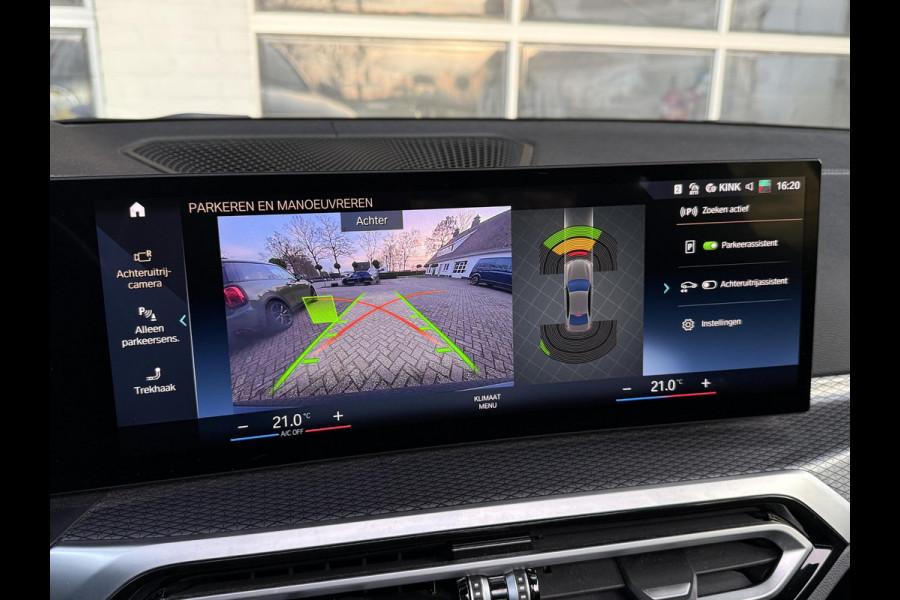 BMW 3-serie 320e M SPORT | 19 INCH VELGEN | PANORAMA | M SPORT REMMEN | TREKHAAK | ELEKTR. STOELEN MEMORY |