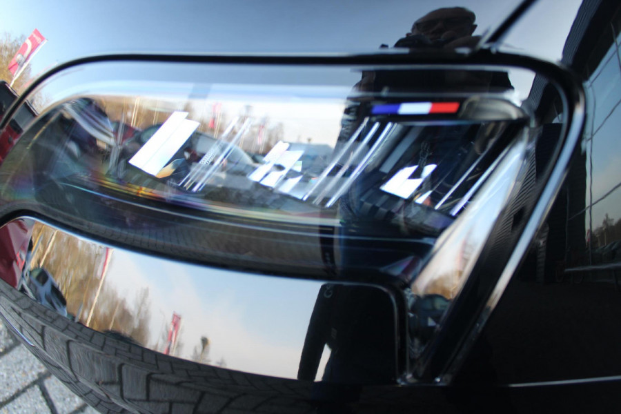 Renault 5 150PK COMFORT RANGE ICONIC CINQ 52 kWh | NAVIGATIE SYSTEEM MET GOOGLE INTERGRATIE | HARMAN KARDON PREMIUM AUDIO | FULL LED KOPLAMPEN MET MICRO-OPTICS EN FRANSE VLAG | 10"R-LINK MULTIMEDIA | 18"GRONO LICHTMETALEN VELGEN | WARM TITANIUM DAKLIJSTEN | ELEKTRISCH VERWARMDE VOOR STOELEN / STUUR | BESTUURDERSSTOEL MET ELEKTRISCH VERSTELBARE LENDESTEUN | AUTOMATISCH INPARKEREN | FLANK GUARD PROTECTION | ADAPTIEVE CRUISE CONTROL MET STOP & GO | ACHTERUITRIJCAMERA | PRIVATIE GLASS | SFEERVERLICHTING IN DIVERSE KLEUREN |