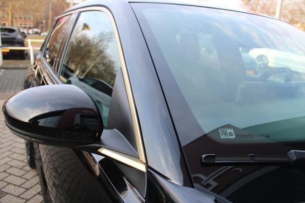 Renault 5 150PK COMFORT RANGE ICONIC CINQ 52 kWh | NAVIGATIE SYSTEEM MET GOOGLE INTERGRATIE | HARMAN KARDON PREMIUM AUDIO | FULL LED KOPLAMPEN MET MICRO-OPTICS EN FRANSE VLAG | 10"R-LINK MULTIMEDIA | 18"GRONO LICHTMETALEN VELGEN | WARM TITANIUM DAKLIJSTEN | ELEKTRISCH VERWARMDE VOOR STOELEN / STUUR | BESTUURDERSSTOEL MET ELEKTRISCH VERSTELBARE LENDESTEUN | AUTOMATISCH INPARKEREN | FLANK GUARD PROTECTION | ADAPTIEVE CRUISE CONTROL MET STOP & GO | ACHTERUITRIJCAMERA | PRIVATIE GLASS | SFEERVERLICHTING IN DIVERSE KLEUREN |