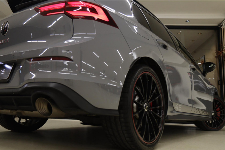 Volkswagen Golf 2.0 TSI GTI 45 JAHRE CLUBSPORT AKRA/NURBURGRING/PANO/CARPLAY/IQ-LIGHT/VOLL