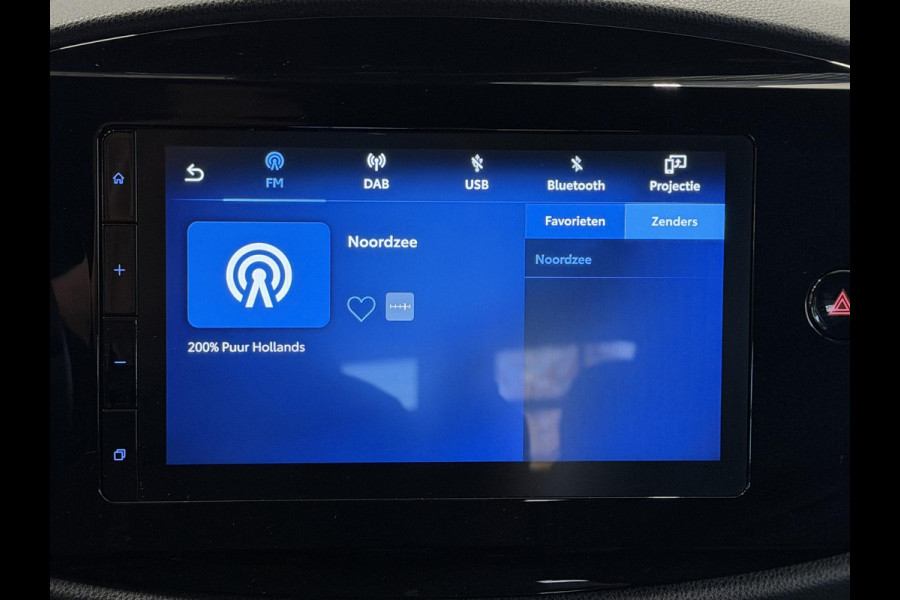 Toyota Aygo X 1.0 VVT-i Automaat Pulse | Navigatie | Apple Carplay/Android Auto | Camera | 17" Lichtmetalen Velgen | Climate Control | Adaptive Cruise Control | Two Tone