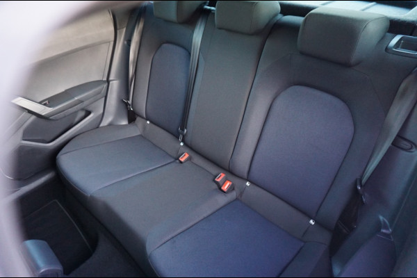 Seat Arona 110PK TSI FR AUTOMAAT | SPORTIEF | 17" LM VELGEN