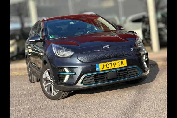 Kia e-Niro ExecutiveLine 64 kWh | SOH: 95.7% | 3 Fase | Trekhaak | Leder | Adaptive Cc | Blindspot | Memory-seat |