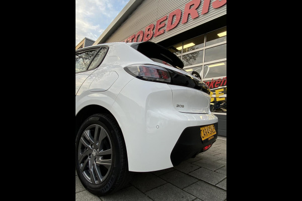 Peugeot 208 1.2 PureTech Active Pack 27.000 KM - Apple CarPlay / Navigatie I Airco I LED I Sport velgen I Dealer onderhouden