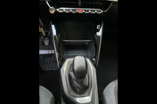 Peugeot 208 1.2 PureTech Active Pack 27.000 KM - Apple CarPlay / Navigatie I Airco I LED I Sport velgen I Dealer onderhouden