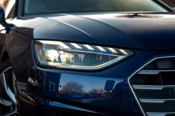 Audi A4 Avant 35 TFSI Advanced Mild-Hybrid | 150 PK | Pano | Leder | Elek. Trekhaak | Virtual | 19''