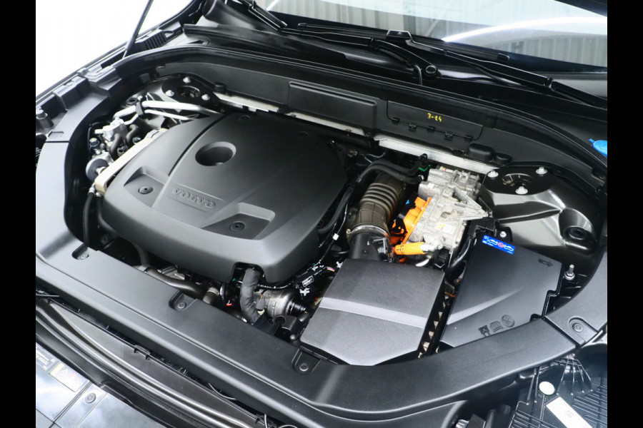 Volvo XC60 2.0 T8 Twin Engine AWD Inscription | Panoramadak | Memory | Leder | LED | Carplay