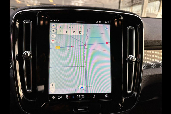 Volvo XC40 Recharge P8 AWD R-Design | SOH: 92,1% | Leder | Two Tone | Adaptive CC | Camera | BlindSpot |