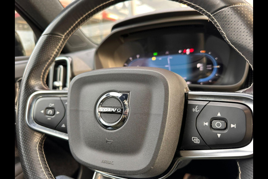 Volvo XC40 Recharge P8 AWD R-Design | SOH: 92,1% | Leder | Two Tone | Adaptive CC | Camera | BlindSpot |