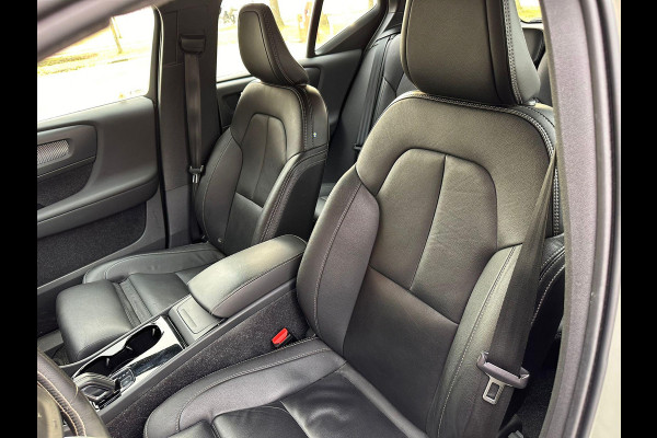 Volvo XC40 Recharge P8 AWD R-Design | SOH: 92,1% | Leder | Two Tone | Adaptive CC | Camera | BlindSpot |