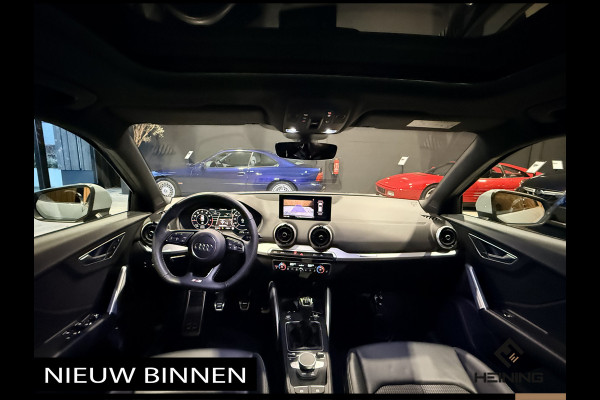 Audi Q2 35 TFSI Edition one. Pano. Apple-carplay. Navi. Keyless. Camera. ! Lesauto.