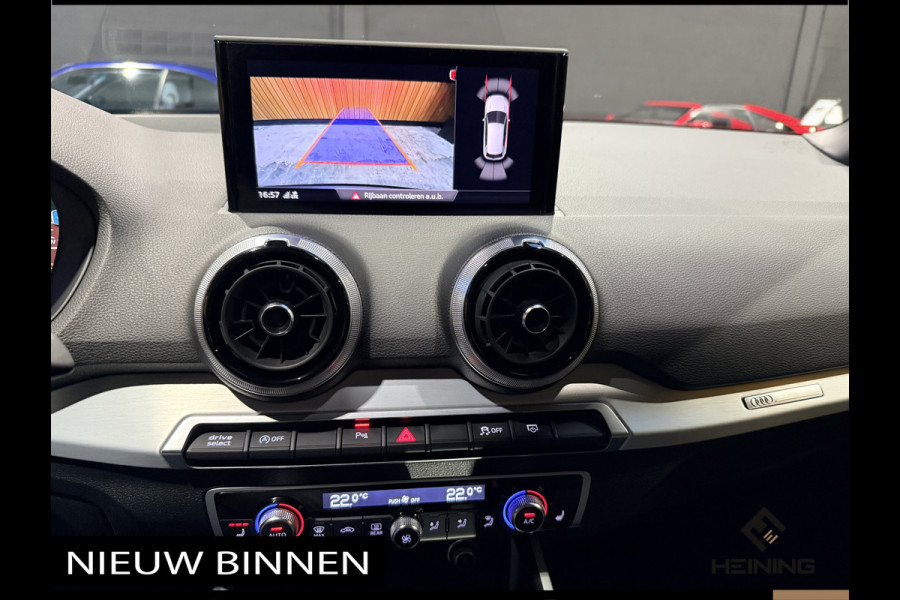 Audi Q2 35 TFSI Edition one. Pano. Apple-carplay. Navi. Keyless. Camera. ! Lesauto.