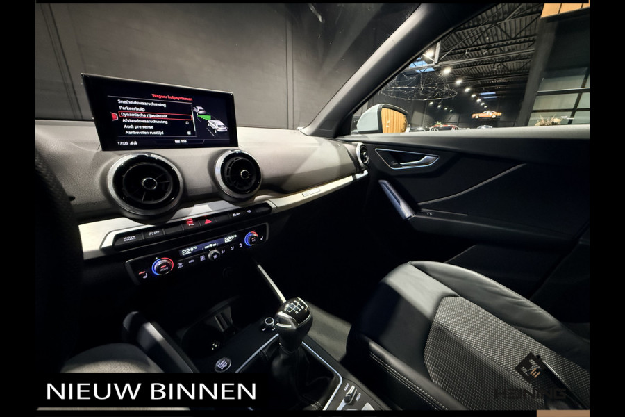 Audi Q2 35 TFSI Edition one. Pano. Apple-carplay. Navi. Keyless. Camera. ! Lesauto.