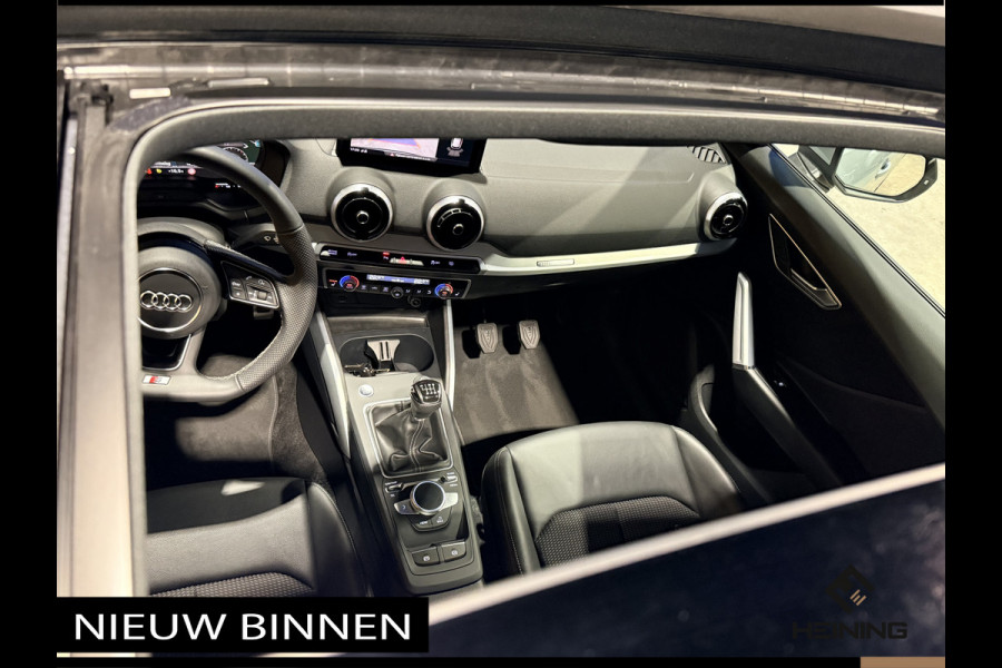 Audi Q2 35 TFSI Edition one. Pano. Apple-carplay. Navi. Keyless. Camera. ! Lesauto.