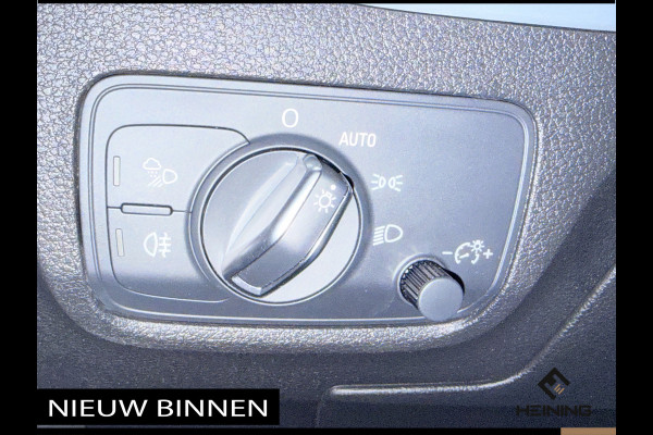 Audi Q2 35 TFSI Edition one. Pano. Apple-carplay. Navi. Keyless. Camera. ! Lesauto.