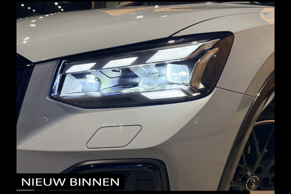 Audi Q2 35 TFSI Edition one. Pano. Apple-carplay. Navi. Keyless. Camera. ! Lesauto.