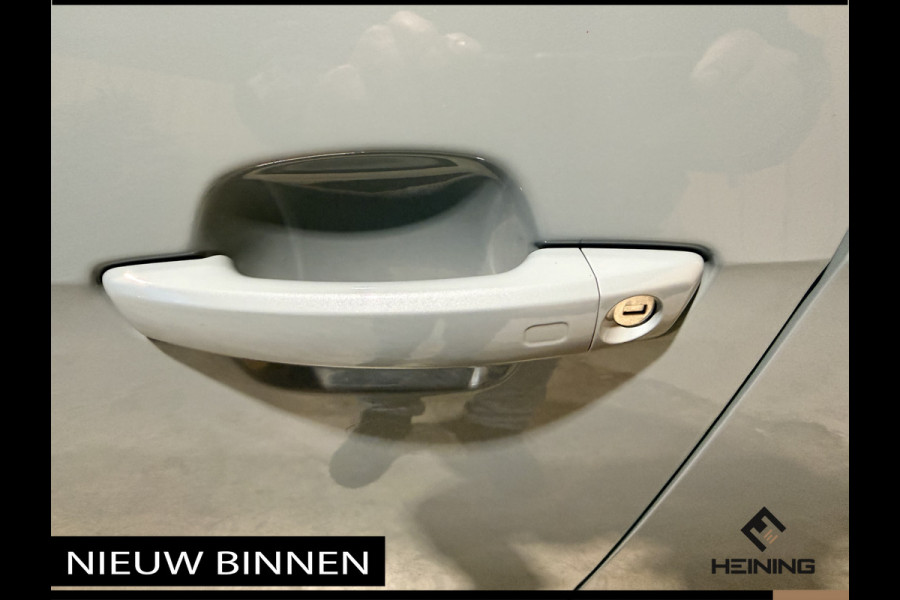 Audi Q2 35 TFSI Edition one. Pano. Apple-carplay. Navi. Keyless. Camera. ! Lesauto.