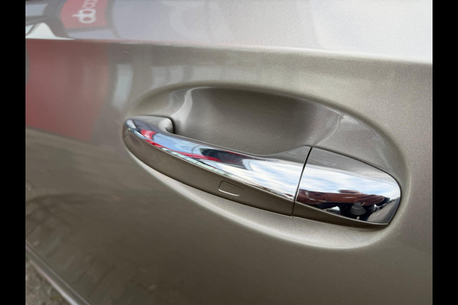 Mercedes-Benz A-Klasse 250 e AMG /Panorama/ Memory