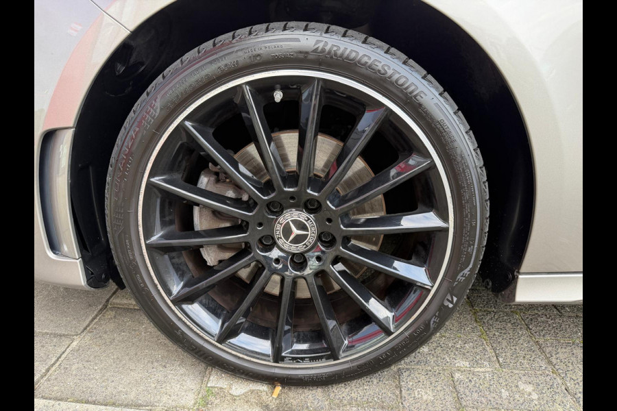 Mercedes-Benz A-Klasse 250 e AMG /Panorama/ Memory