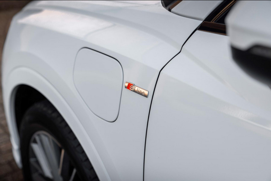 Audi Q3 45 TFSI e S Edition 245 PK 3x S-Line ACC Ambiance Black Optic Keyless Camera 19''