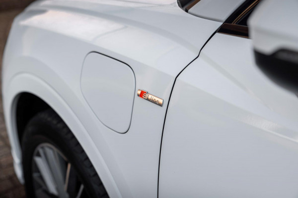 Audi Q3 45 TFSI e S Edition 245 PK 3x S-Line ACC Ambiance Black Optic Keyless Camera 19''