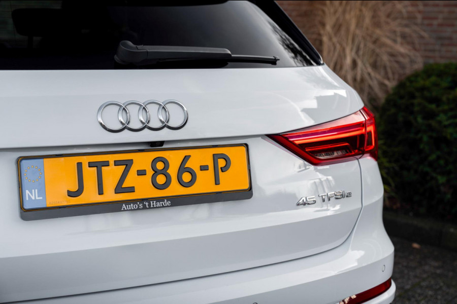 Audi Q3 45 TFSI e S Edition 245 PK 3x S-Line ACC Ambiance Black Optic Keyless Camera 19''