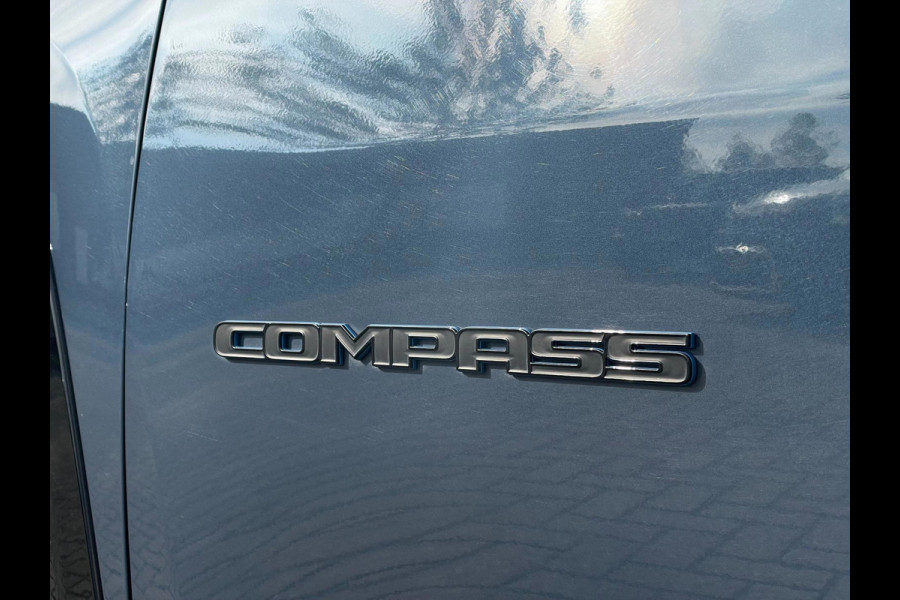 Jeep Compass 4xe 240pk Plug-in Hybrid S Pano 360° Camera stoel & stuurverw. Keyless ACC Navi Lane Assist Leder Climate LED