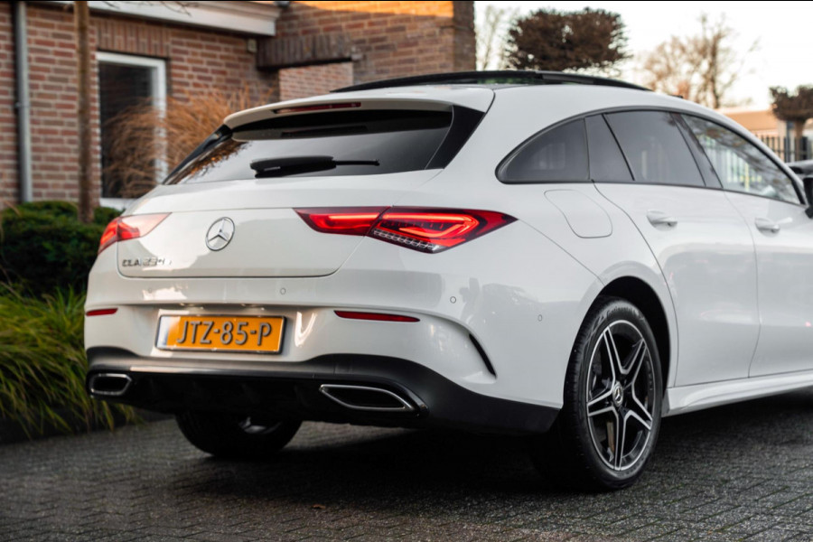 Mercedes-Benz CLA-Klasse Shooting Brake 250 e AMG Night Pakket Pano Leder Widescreen Stoelverwarming Camera 18''
