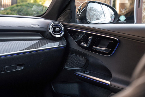 Mercedes-Benz C-Klasse Estate 300 e AMG Line 313 PK Pano 360 Camera Head-Up Ambiance Carbon 18''