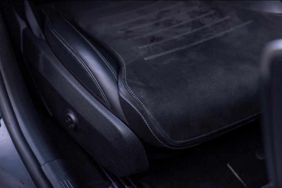 Mercedes-Benz C-Klasse Estate 300 e AMG Line 313 PK Pano 360 Camera Head-Up Ambiance Carbon 18''