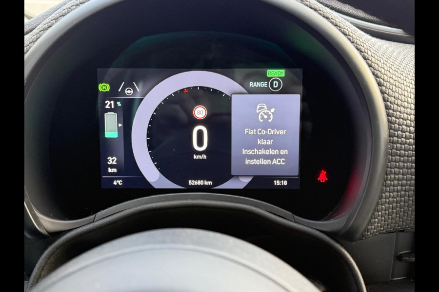 Fiat 500 La Prima 42 kWh SOH 92% U Connect Pdc Leder Led Camera Apple CarPlay & Android Auto Navi Autopilot ACC Lane Assist Keyles