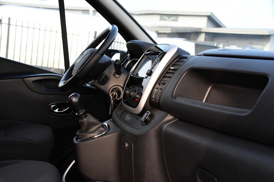 Opel Vivaro 1.6 CDTI L2H1 Sport Black Edition Camera, Cruise, 125pk, Multimedia, Trekhaak, LED, Sensoren, Trekhaak, Uniek!