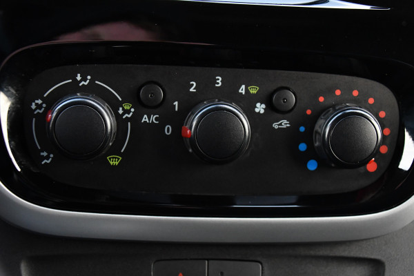 Opel Vivaro 1.6 CDTI L2H1 Sport Black Edition Camera, Cruise, 125pk, Multimedia, Trekhaak, LED, Sensoren, Trekhaak, Uniek!