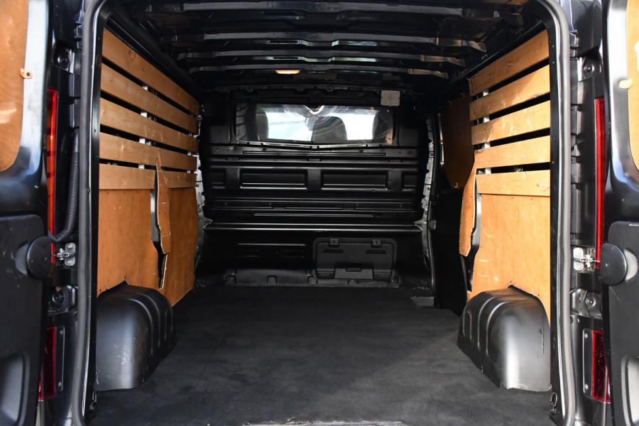 Opel Vivaro 1.6 CDTI L2H1 Sport Black Edition Camera, Cruise, 125pk, Multimedia, Trekhaak, LED, Sensoren, Trekhaak, Uniek!