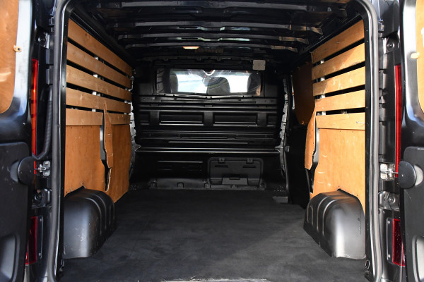 Opel Vivaro 1.6 CDTI L2H1 Sport Black Edition Camera, Cruise, 125pk, Multimedia, Trekhaak, LED, Sensoren, Trekhaak, Uniek!