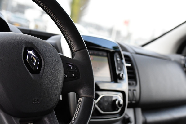 Renault Trafic 2.0 dCi 145 T29 L2H1 DC Luxe PB Edition Camera, Cruise, Carplay, Clima, 145pk, NAVI, Trekhaak, Multimedia, LED, Uniek!